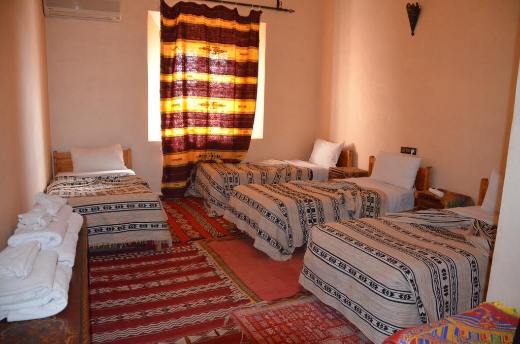 Couette-café Kasbah Tizzarouine Boumalne